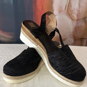 Elegant Black Espadrille Wedge Sandals